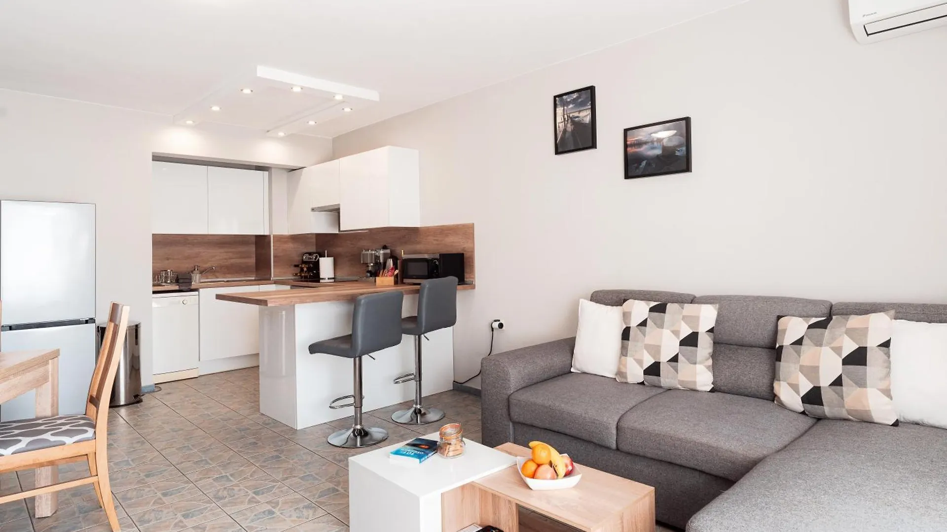Varna City By Rv Apartments 0*,